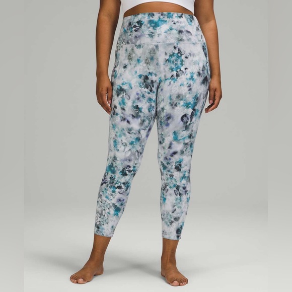 NEW / Lululemon Align Pant 28" - Picture 4 of 7